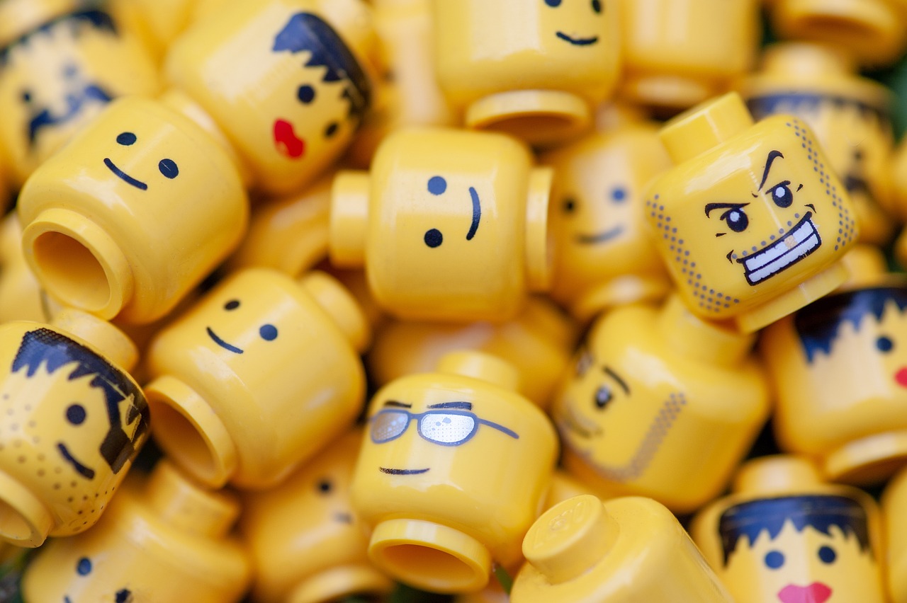 lego, figures, heads-4380126.jpg